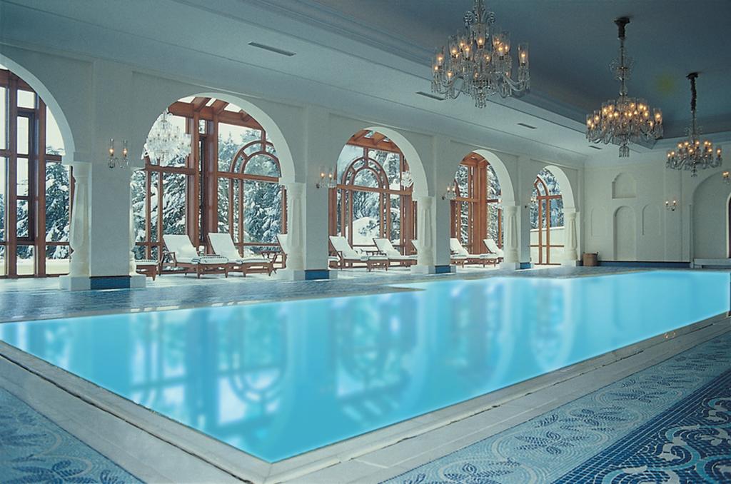 Wildflower Hall Shimla swimming pool